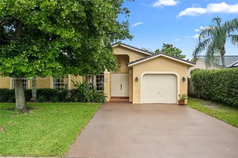 Exterior - 14832 SW 173rd St, Miami, FL 33187 photo 1 of 9