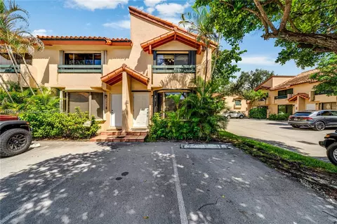 7840 SW 102nd Ln, Miami, FL 33156