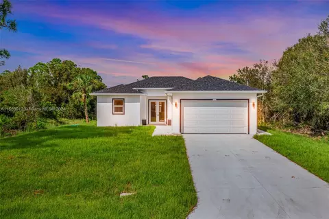 1117 Bainbridge St, Lehigh Acres, FL 33974