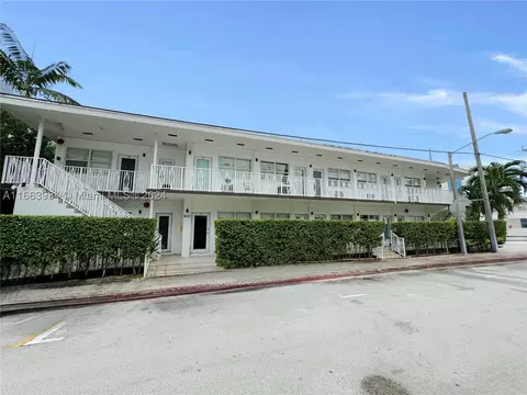 620 76th St #7, Miami Beach, FL 33141