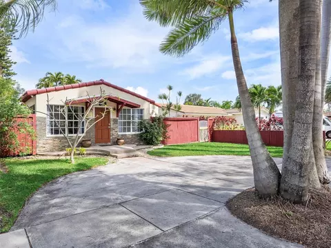 1327 Madison St, Hollywood, FL 33019