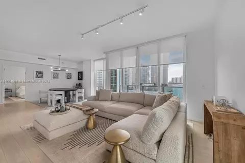 601 NE 27th St #1002, Miami, FL 33137