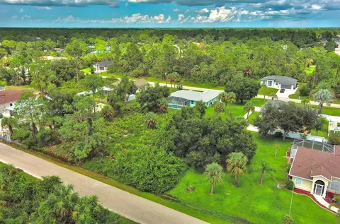 APT 1 Carpenter Ln, North Port, FL 34286