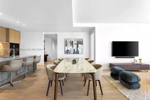 8701 Collins Ave #306, Miami Beach, FL 33154