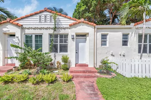 822 Lenox Ave #4, Miami Beach, FL 33139