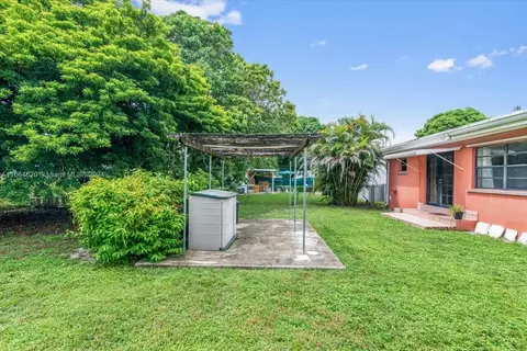 526 E 54th St, Hialeah, FL 33013 photo 22