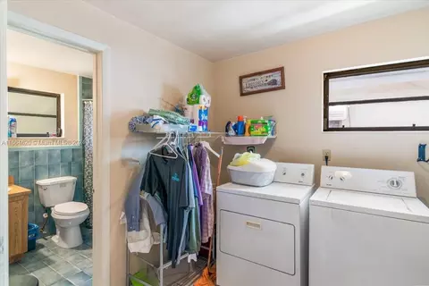 526 E 54th St, Hialeah, FL 33013 photo 18
