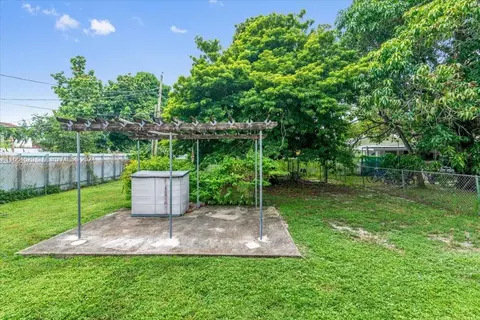 526 E 54th St, Hialeah, FL 33013 photo 21