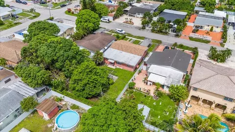 526 E 54th St, Hialeah, FL 33013 photo 27