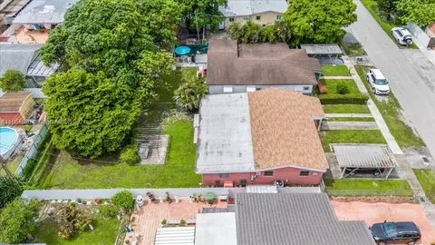 526 E 54th St, Hialeah, FL 33013 photo 29