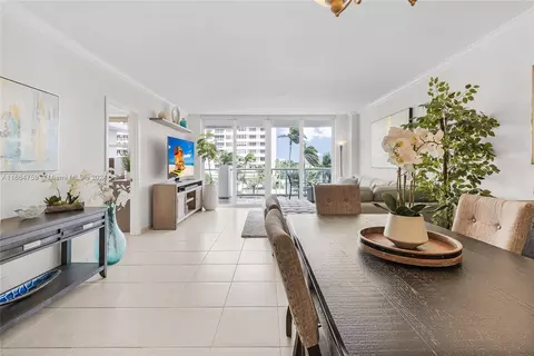 5601 Collins Ave #417, Miami Beach, FL 33140