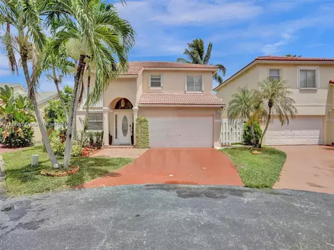 9801 SW 3rd St, Pembroke Pines, FL 33025