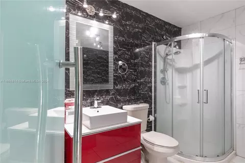 750 E 55th St, Hialeah, FL 33013 photo 30