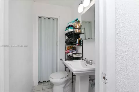 750 E 55th St, Hialeah, FL 33013 photo 59