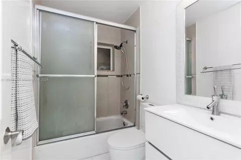750 E 55th St, Hialeah, FL 33013 photo 66