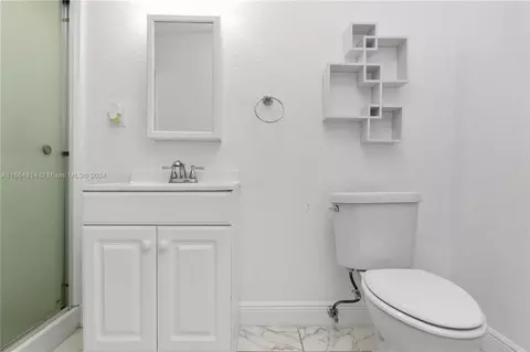 750 E 55th St, Hialeah, FL 33013 photo 63