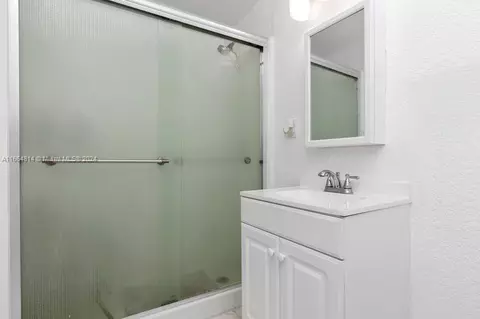 750 E 55th St, Hialeah, FL 33013 photo 62