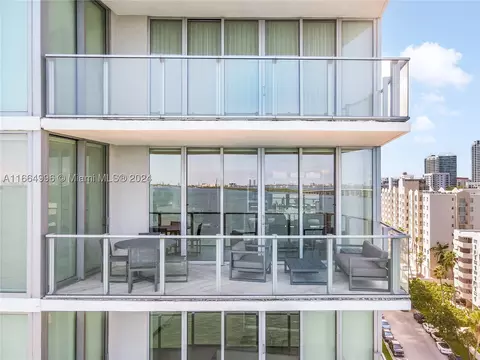 2900 NE 7th Ave #902, Miami, FL 33137