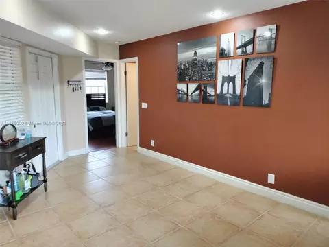 8630 SW 3rd St #203, Pembroke Pines, FL 33025