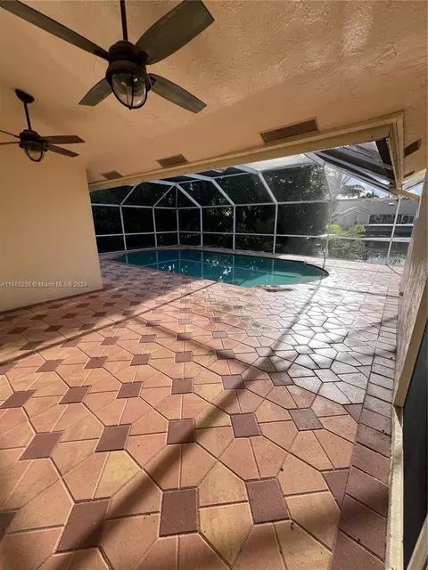 6291 NW 13th St, Sunrise, FL 33313