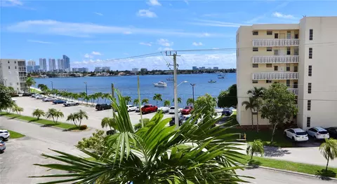 2903 Point East Dr #K409, Aventura, FL 33160