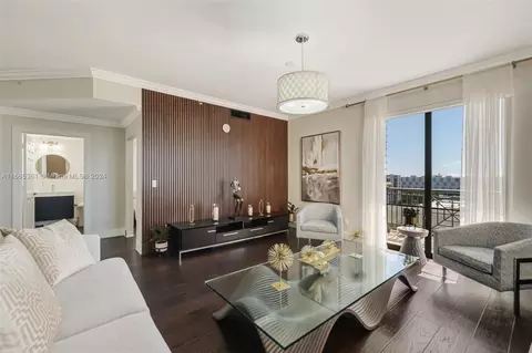 8390 SW 72nd Ave #701, Miami, FL 33143