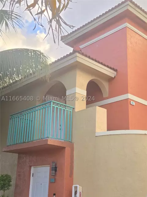 7205 NW 173rd Dr #602-6, Hialeah, FL 33015