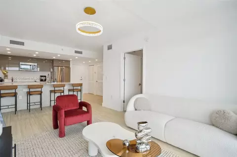 13800 Highland Dr #503, North Miami Beach, FL 33181