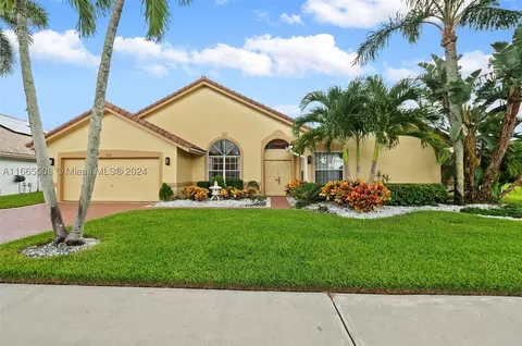 6094 Slice Ct, Boynton Beach, FL 33437