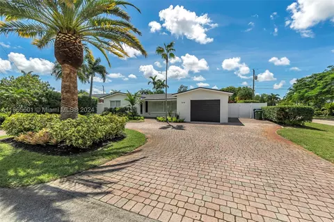 516 NW 28th St, Wilton Manors, FL 33311