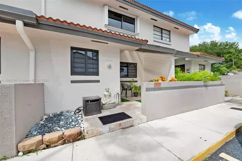 13462 SW 62nd St #102C, Miami, FL 33183