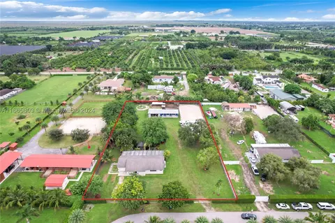 21455 SW 234th St, Homestead, FL 33031