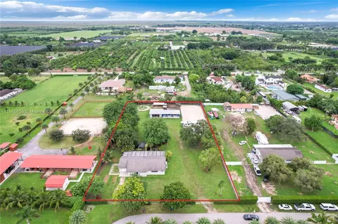 21455 SW 234th St, Homestead, FL 33031