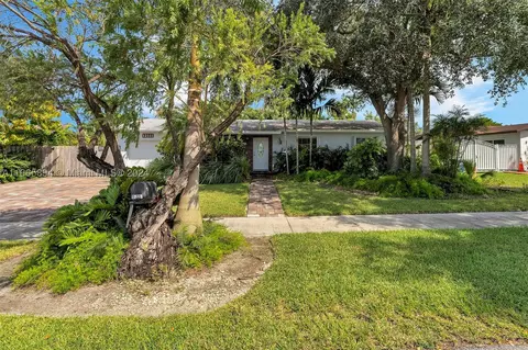 12111 SW 106th St, Miami, FL 33186