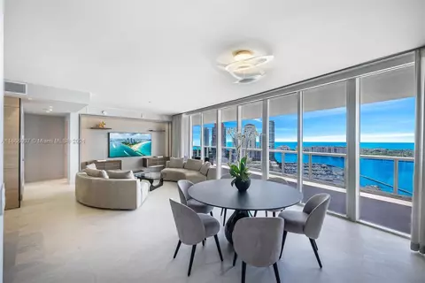 400 Alton Rd #2406, Miami Beach, FL 33139