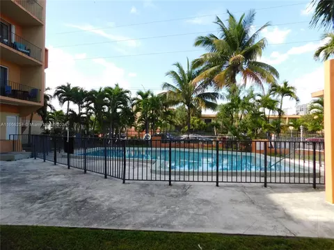 6780 W 2nd Ct #413, Hialeah, FL 33012