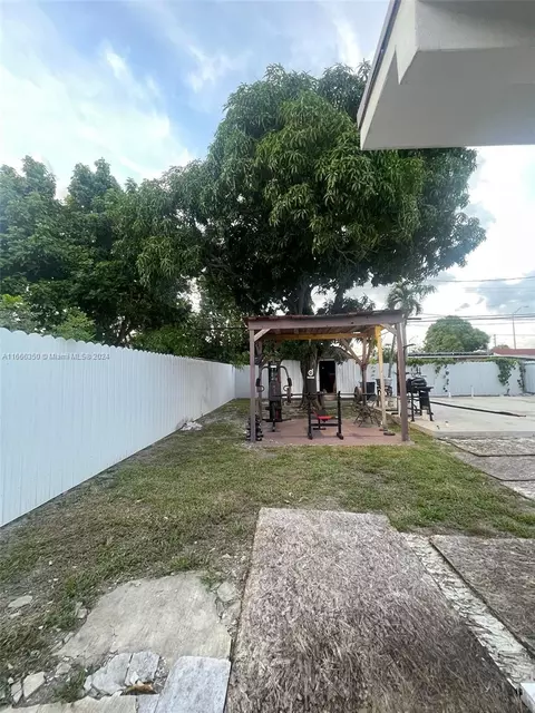 Exterior - 571 E 45th St, Hialeah, FL 33013 photo 1 of 3