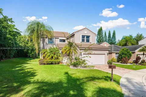 240 E Bayridge Dr, Weston, FL 33326