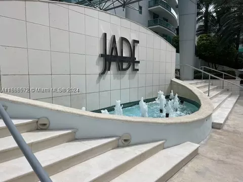 1331 Brickell Bay Dr #4303, Miami, FL 33131