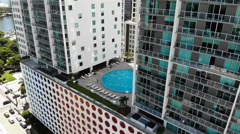 55 SE 6th St #2205, Miami, FL 33131