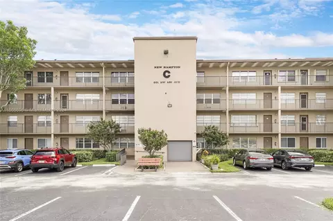 301 SW 135th Ave #215C, Pembroke Pines, FL 33027