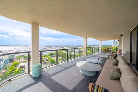 2575 S Bayshore Dr #11A, Miami, FL 33133