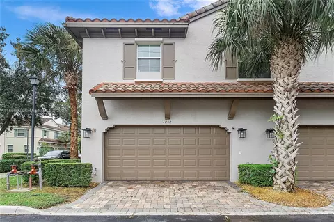 4202 Cascada Cir, Hollywood, FL 33024