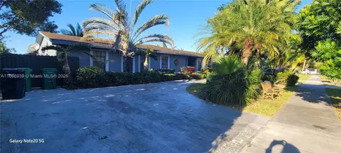 12685 SW 190th Ter, Miami, FL 33177