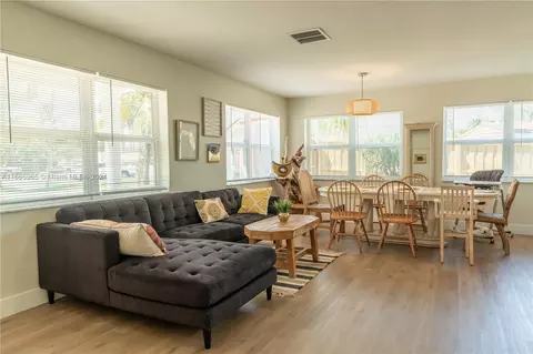 2701 Coolidge St, Hollywood, FL 33020 photo 14
