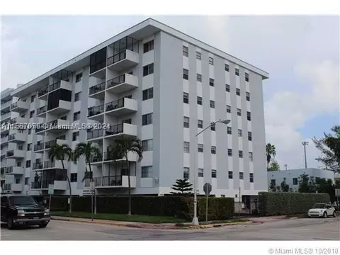 1000 Michigan Ave #507, Miami Beach, FL 33139