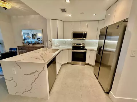Kitchen - 10 Aragon Ave #907, Coral Gables, FL 33134 photo 2 of 2