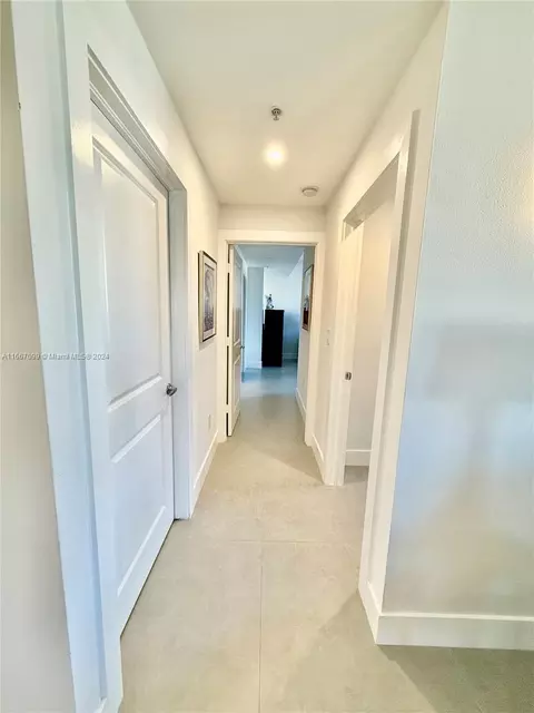 Entry Way - 10 Aragon Ave #907, Coral Gables, FL 33134 photo 1 of 1