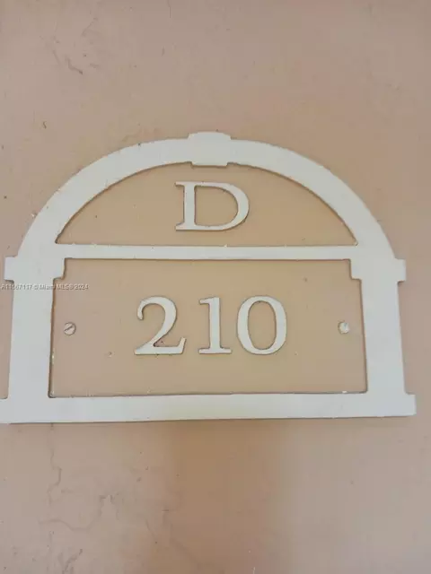 18101 NW 68th Ave #D210, Hialeah, FL 33015