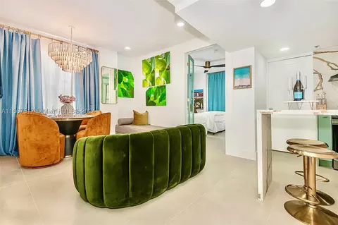 100 Collins Ave #212, Miami Beach, FL 33139